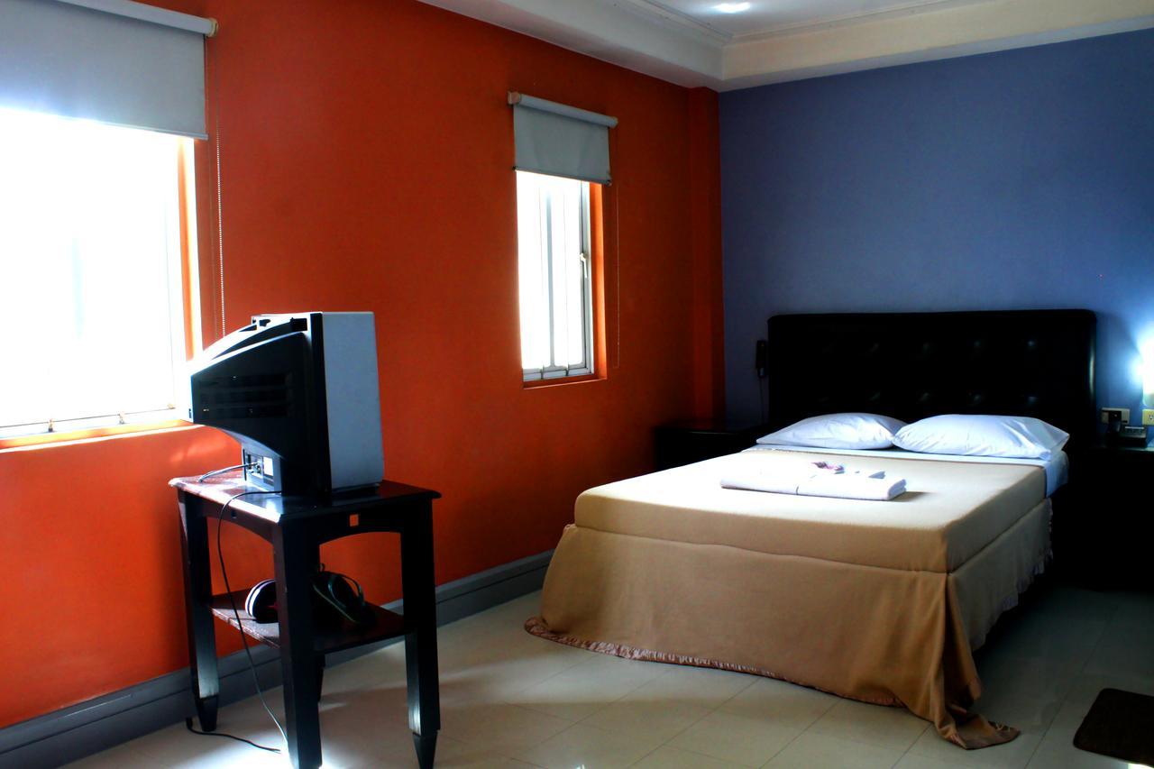 Jardin De Rosal Hotel Pasig City Luaran gambar